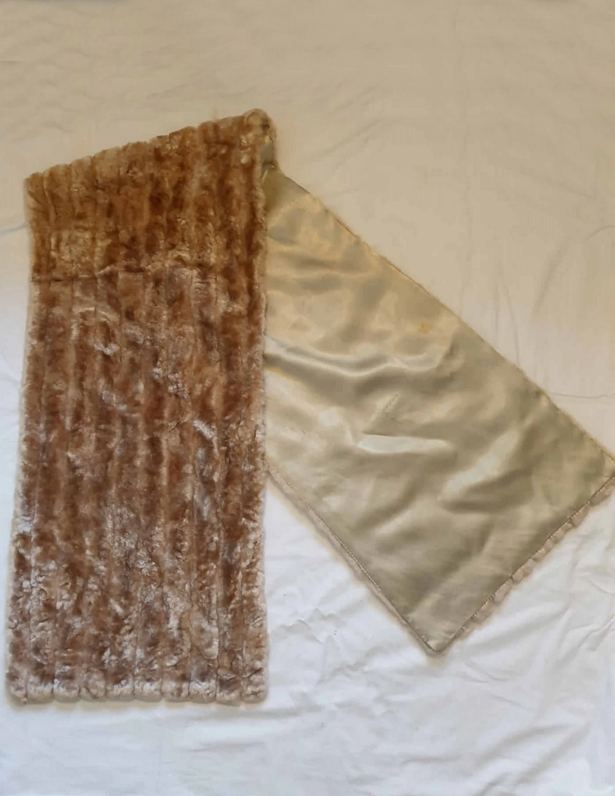 Beige Fluffy Wrap by Rikki - 1960s