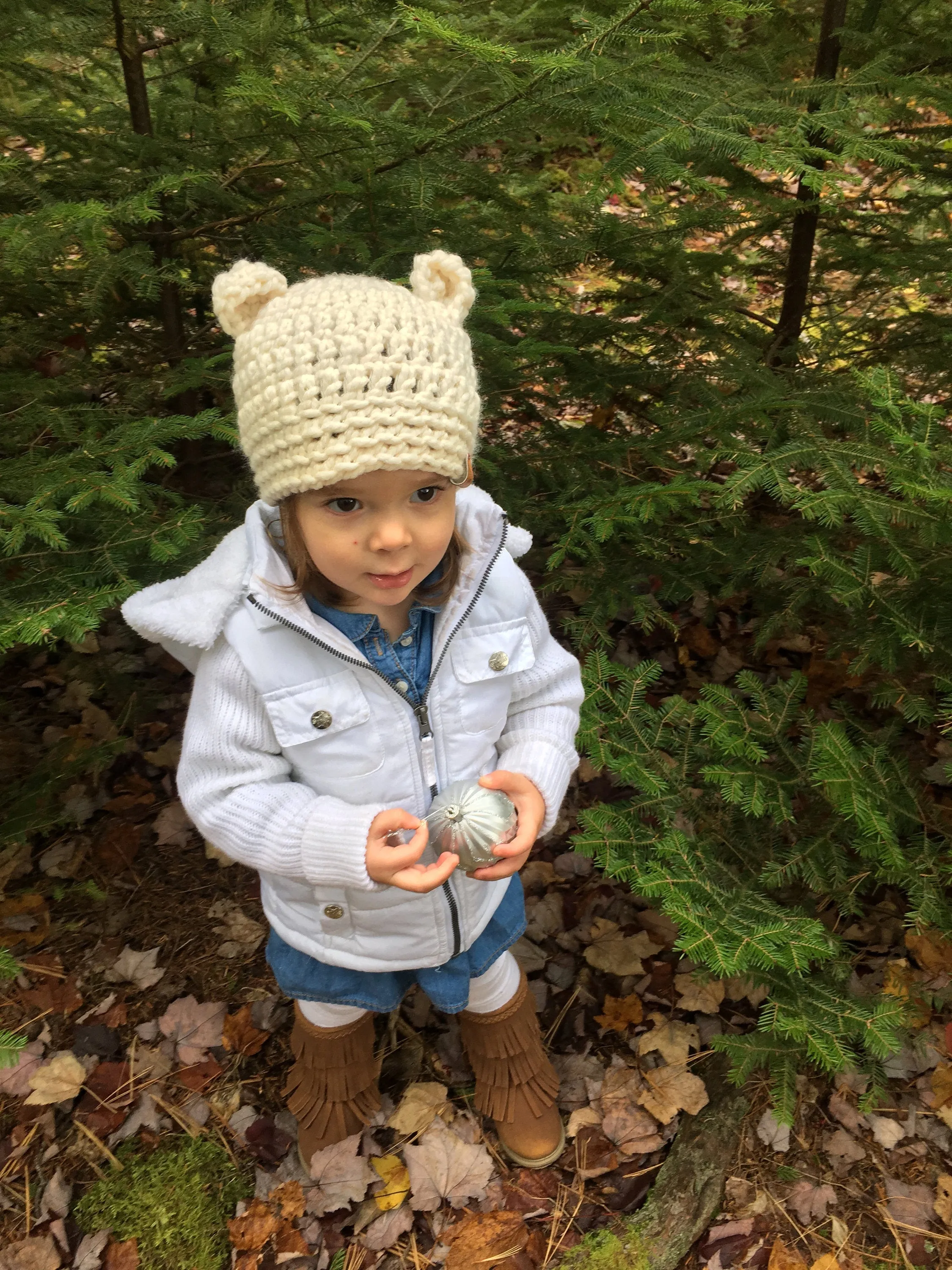 Holiday Beanies. Bear Beanies. Toddler beanie. Roots Inspired Beanie. Baby Bear Beanie. Baby Bear Hat. Bear Ears Hat. Christmas Hats.