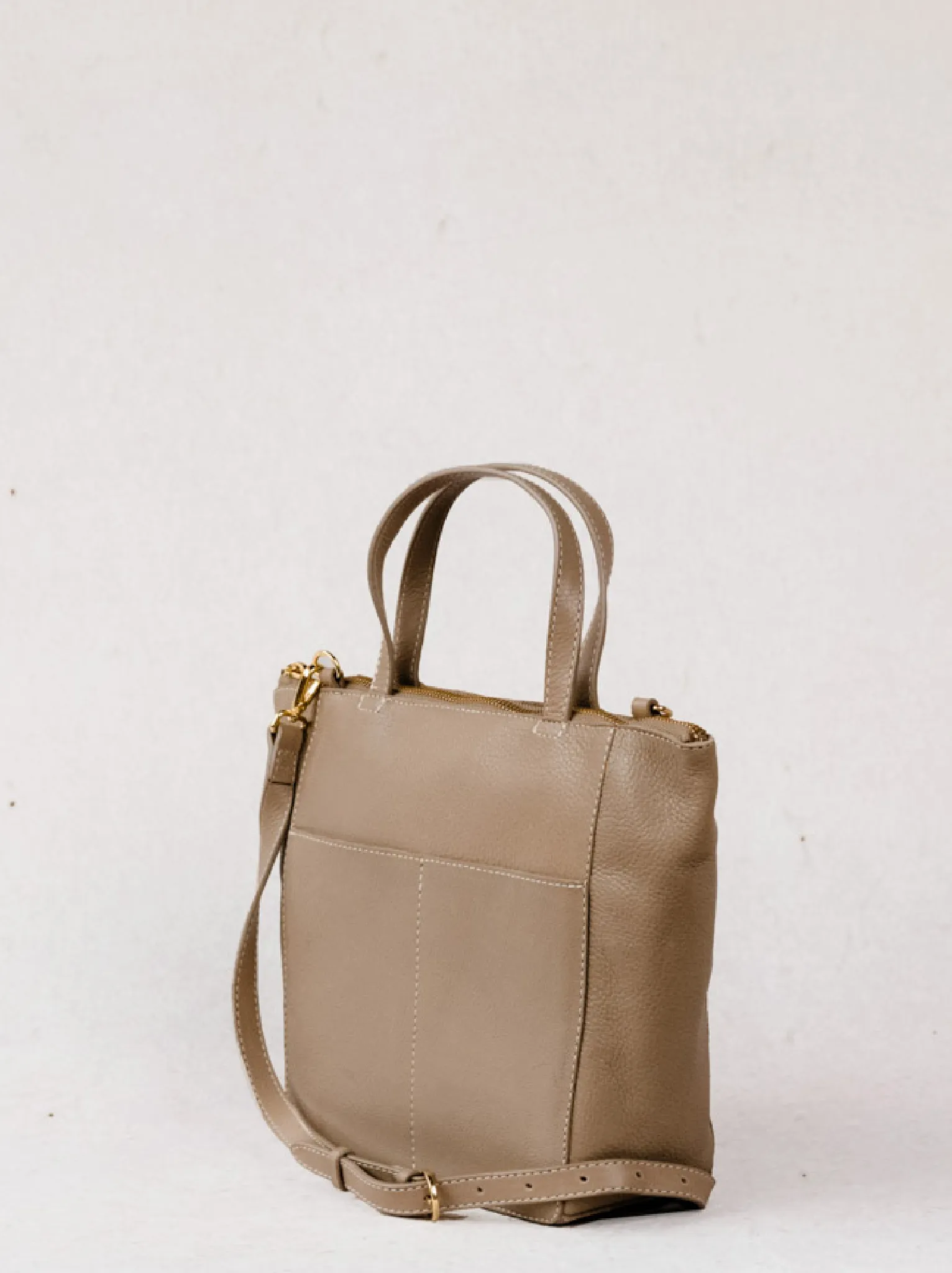 Lari Zip-Top Crossbody