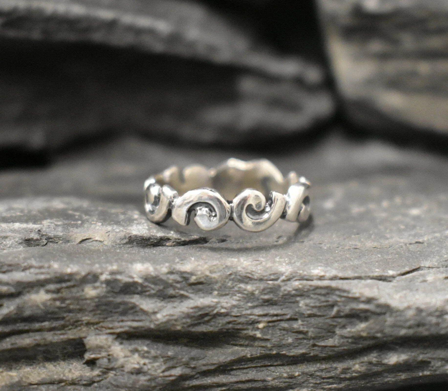 Silver Wavy Band - Silver Spiral Band - Silver Infinity Ring