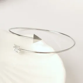 Simple Arrow Bangle