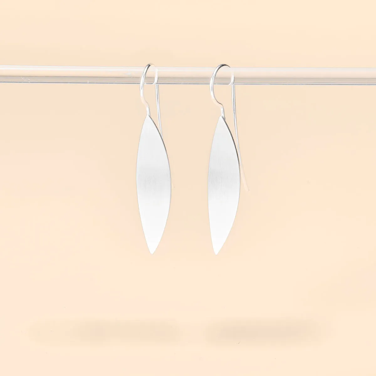 Simple Marquise Shape Leaf Wire Earrings