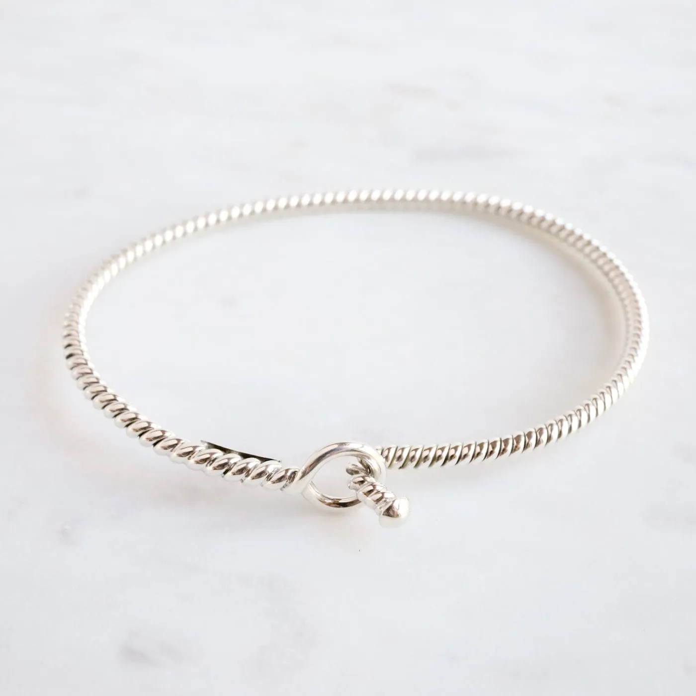 Sterling Silver Twisted Round Hook Bangle Bracelet